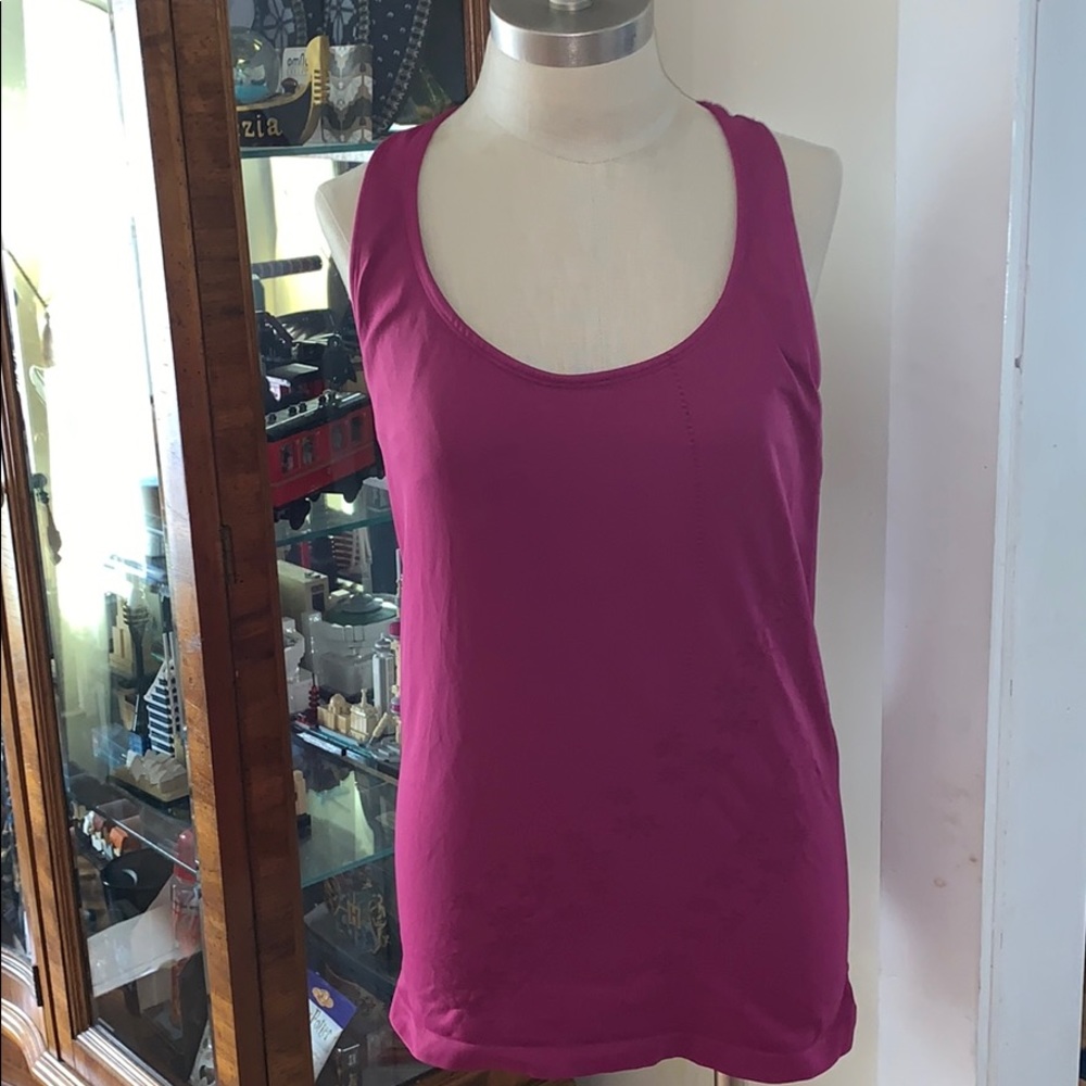 Danskin now active wear razor style tank top